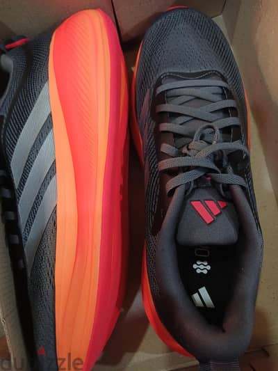 adidas response original size 42 و٢/٣