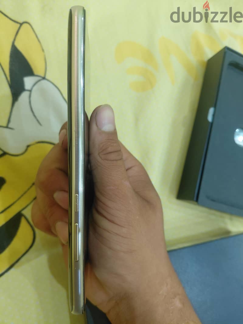 Huawei Mate 10 4