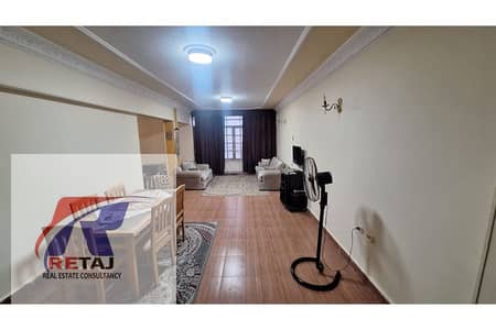 160 sqm furnished apartment for rent, 3 bedrooms and 2 bathrooms, in the 9th District, Nasr City.