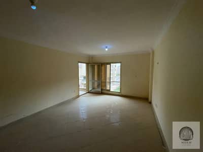 Apartment for sale in Dar Misr Al Andalus, Fifth Settlement, 140 square meters, fourth floor, 3 bedrooms, reception, 3 bathrooms, super deluxe finishi
