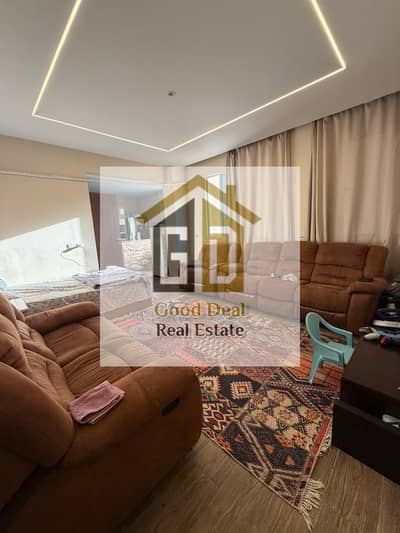 150m² apartment, including kitchen and air conditioning, in Al-Narges Villas.