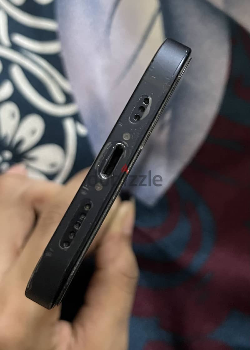 Apple - iPhone 12 4