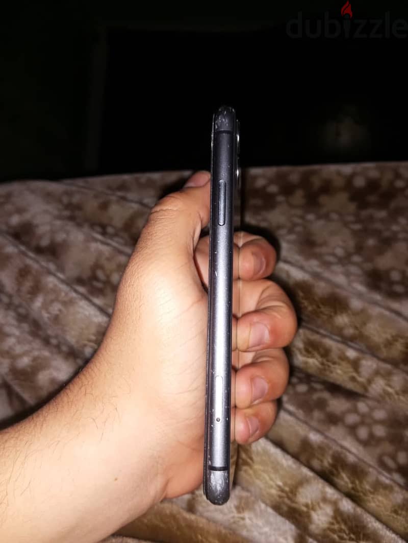 Apple - iPhone 11 2