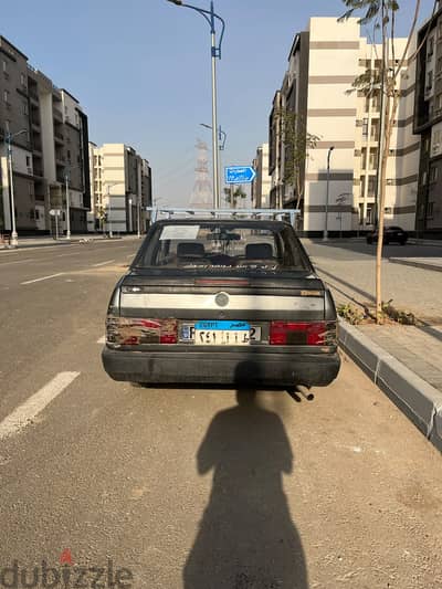 عربية شاهين موديل 1996 بحالة جيدة