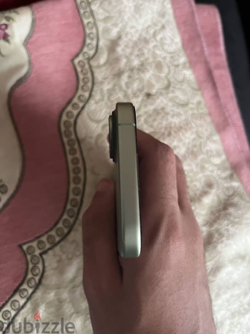 Apple - iPhone 17 3