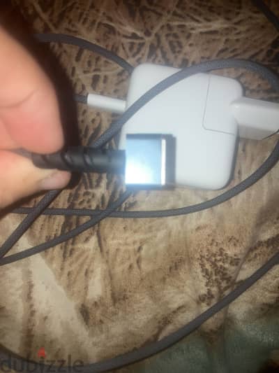 Macbook original charger