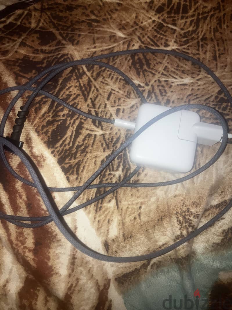 Macbook original charger 1