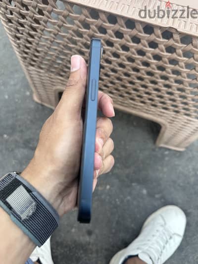 Iphone 13 256g معاه العلبه معفي ضريبه