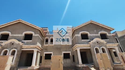 فيلا مميزة للبيع في مدينتي نموذج F3 فيو مفتوح علي مجري السيل اقساط علي 12 سنة