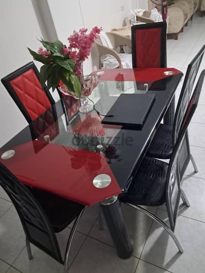 طاولة صفرة