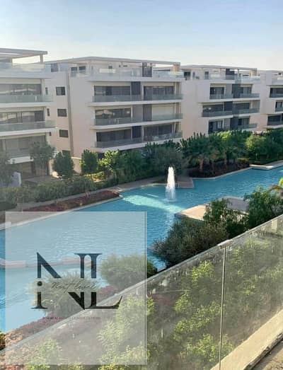 Penthouse for Sale at Lake View Residence, 305 sqm + 230 sqm Roof, 4 Bedrooms, Direct Lake View