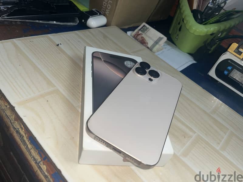 Apple - iPhone 16 Pro Max 7