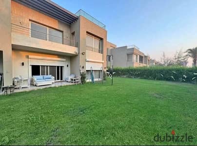 Family House with garden next to golf views Family House with garden next to golf views