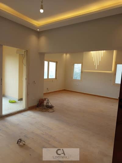 Ultra Super Deluxe Twin House in Mivida