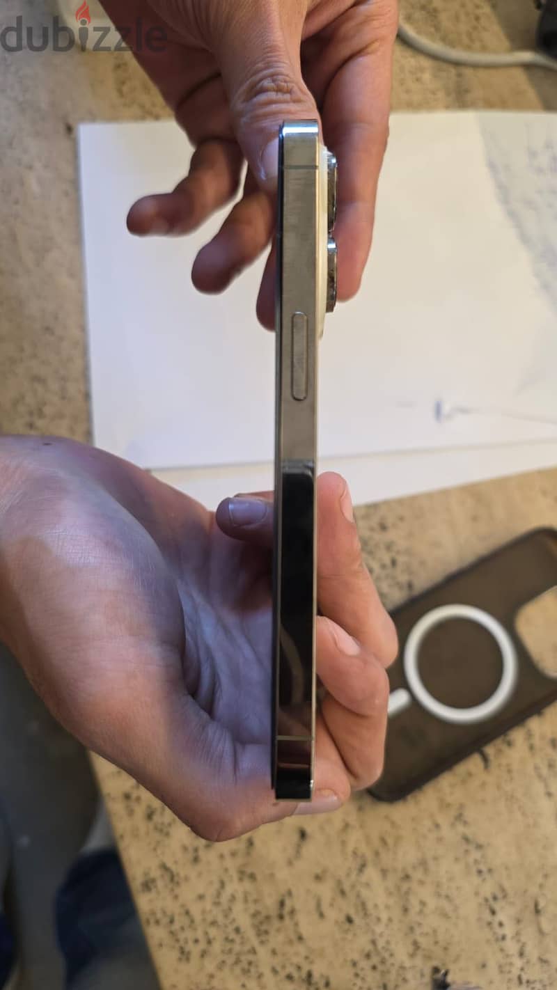 Apple - iPhone 14 Pro 2