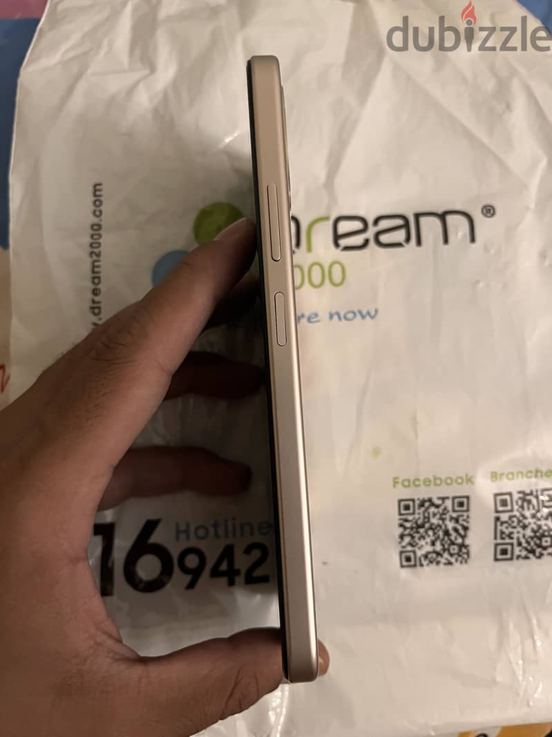 Oppo A6 4