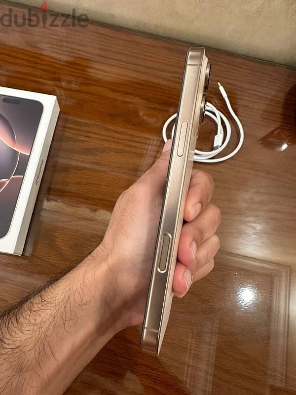 iphone 16 pro Max 4