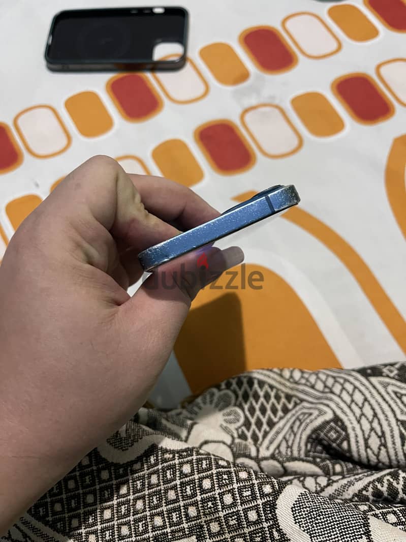 Apple - iPhone 13 4