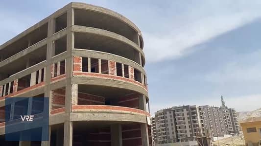 مطعم او كافيه وجهه المول معاه 2 اوت دور