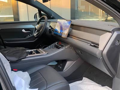 BYD Atto 8 DM-i 2026