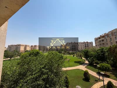 للبيع شقة 96م Corner في قلب مدينتي B7 | Wide Garden View