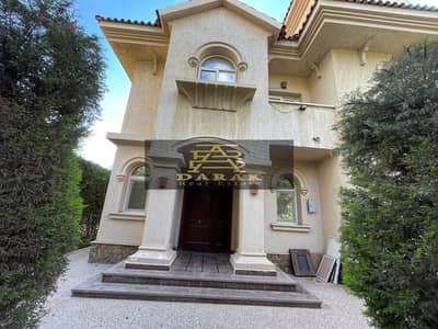 فيلا منفصله تشطيب خاص فاخر ناصيه ممر جاهزه سكن بمدينتى باقل سعر