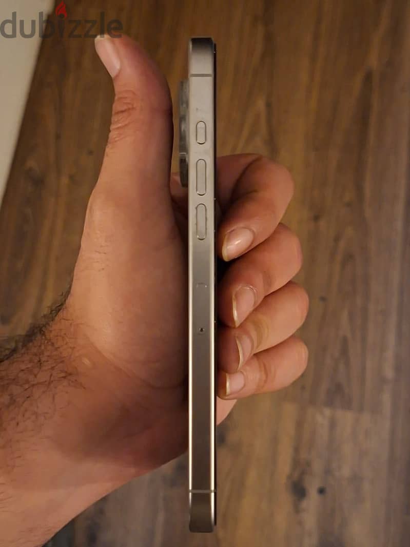 Apple - iPhone 16 Pro Max 3