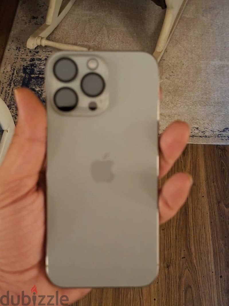 Apple - iPhone 16 Pro Max 12