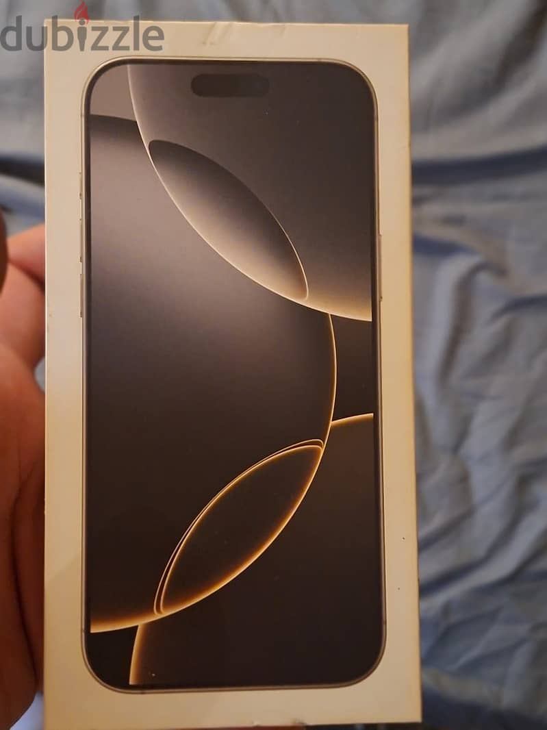 Apple - iPhone 16 Pro Max 13