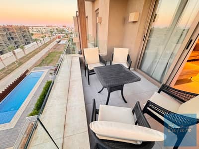 Chalet For Sale Hacienda bay Direct pool view with Furniture steps to Lake Yard