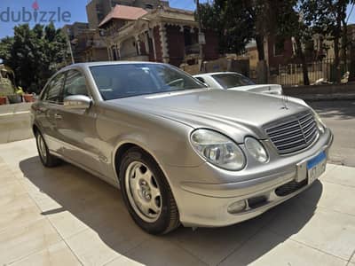 مرسيدس بنز اي 240  موديل 2003 السياره بحاله الزيرو تماما