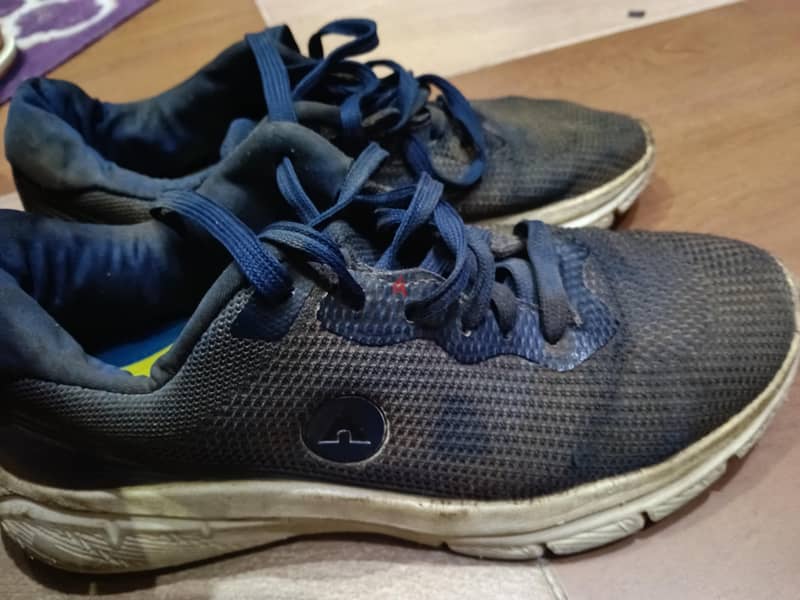 airwalk size 43 blue 2
