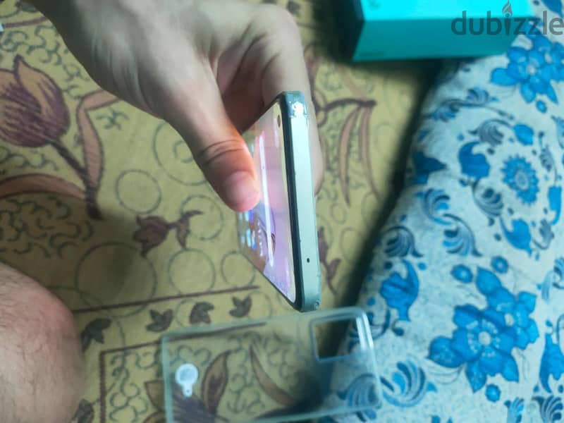 oppo reno8 4