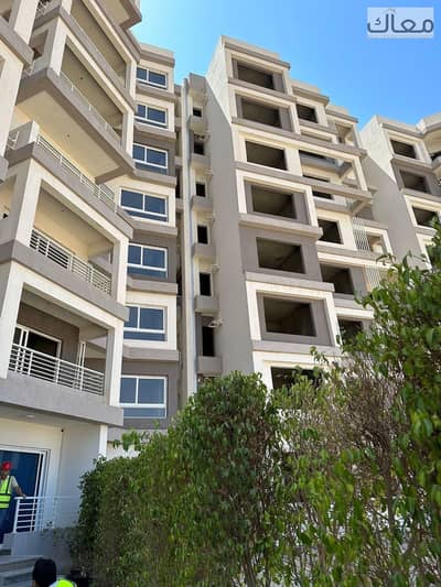 شقة 153م في Entrada العاصمة الإدارية | 3 غرف | موقع استثنائي في R7 أمام مدينة المعارض