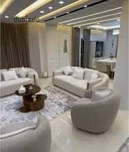 Furnished apartment for annual rent, suitable for a family, newlyweds, or a company, with 3 bedrooms, two-piece reception, kitchen, bathroom, located on the third floor, all facilities available: water, electricity, and elevator in Alexandria, Al-Agami, kilo 21, at the prestigious Al-Nakhil beach.