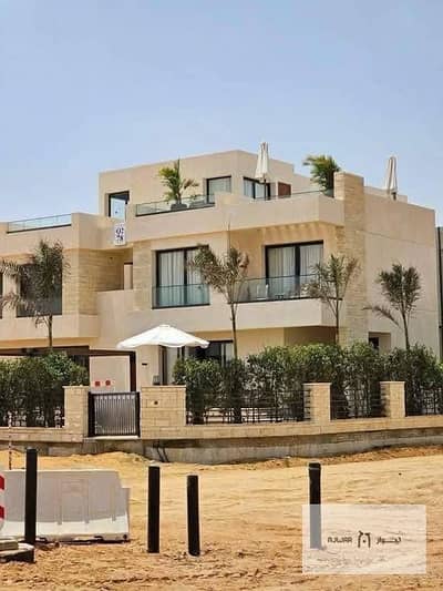 207 sqm villa for sale in Noor City with installment plans over 15 years.