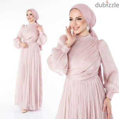 فستان سواريه وردي اللون