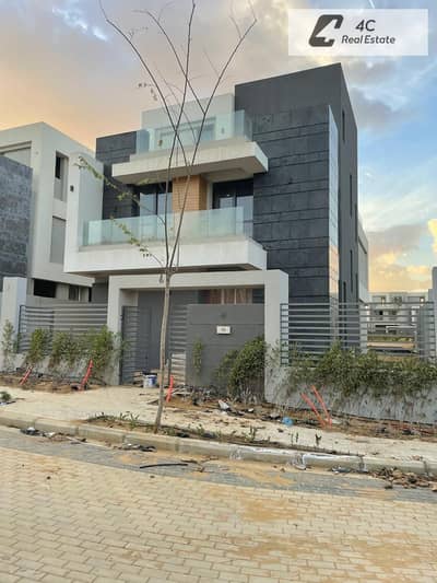 ستاند الون 410 متر - 5 غرف -في لافيستا سيتي العاصمه - استلام فوري - فييو مفتوح - for sale in la vista city ستاند الون 410 متر - 5 غرف -في لافيستا سيتي العاصمه - استلام فوري - فييو مفتوح - for sale in la vista city
