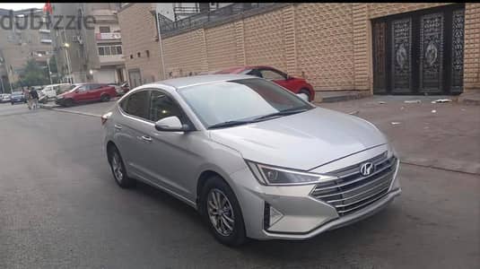 هيونداي إلينترا 2025