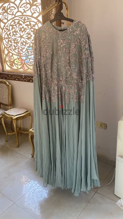 فستان