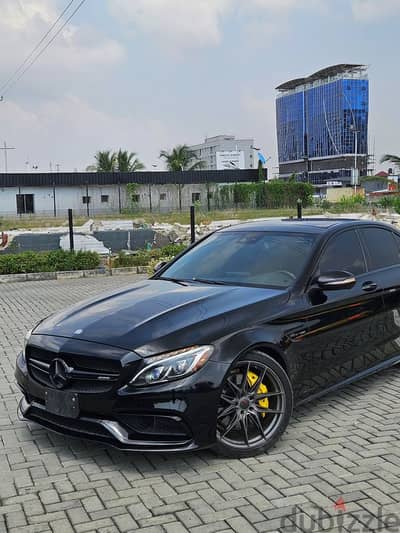 Mercedes-Benz C63 AMG 2022