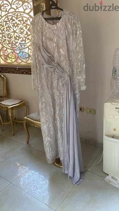 فستان