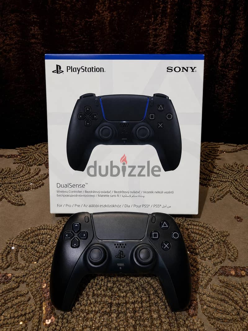 Ps5 Slim CD + 2 Controllers 3