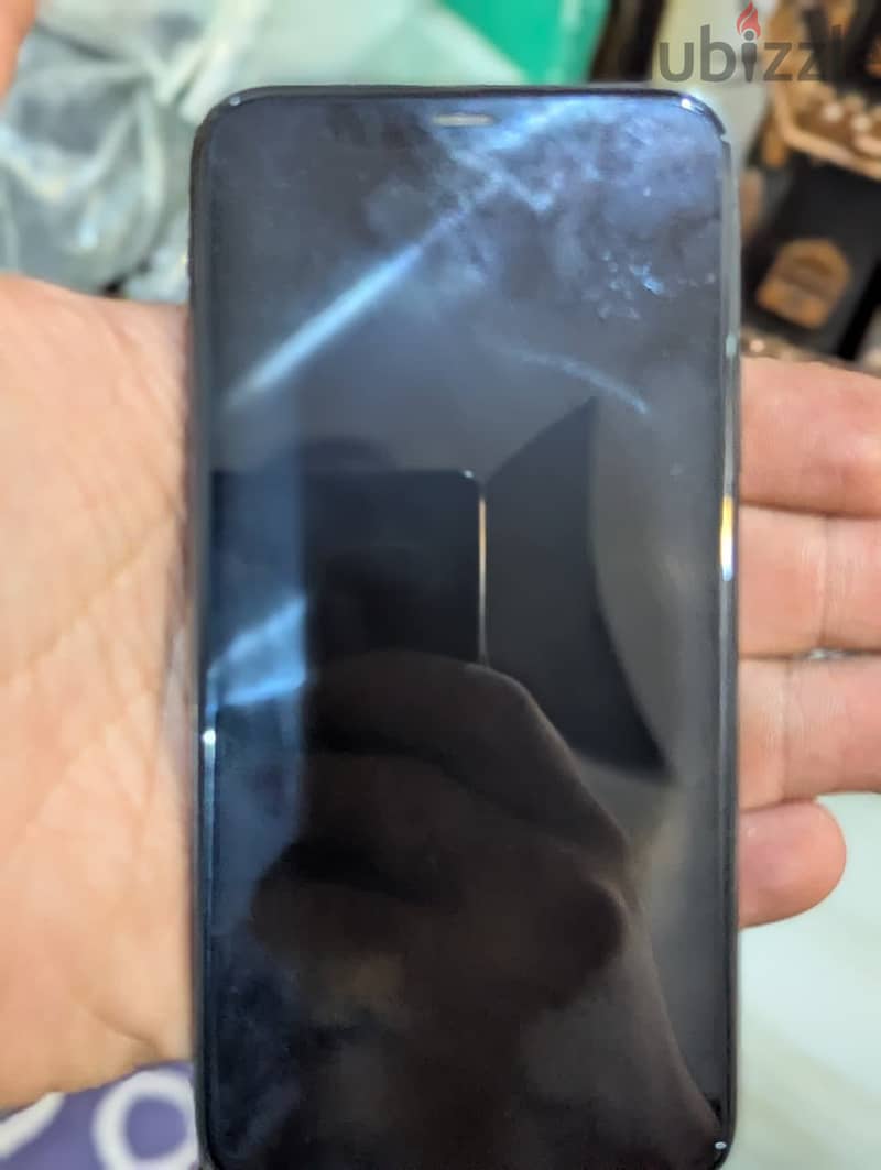 Apple - iPhone XS 1