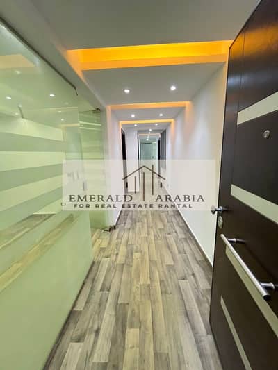 Office for rent, ground floor, private entrance suitable for major companies and institutions
