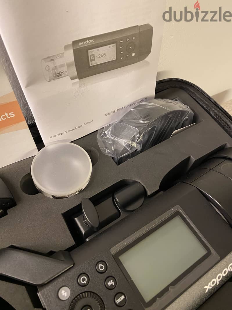 Godox AD400Pro Witstro All-in-One Outdoor Flash 3