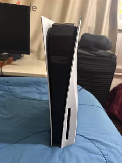 PlayStation 5 Disc Edition (Original Model) – Great Condition