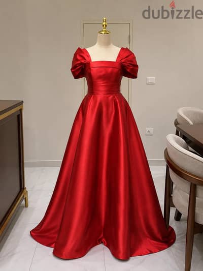 evening dress - red