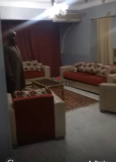 شقة في شارع محمد النادي