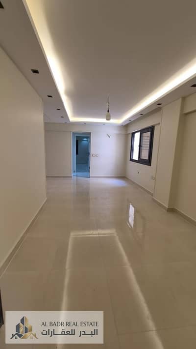 Apartment for rent in Zahraa El-Maadi, first residence, ultra-super lux, first residence suitable for a groom and bride